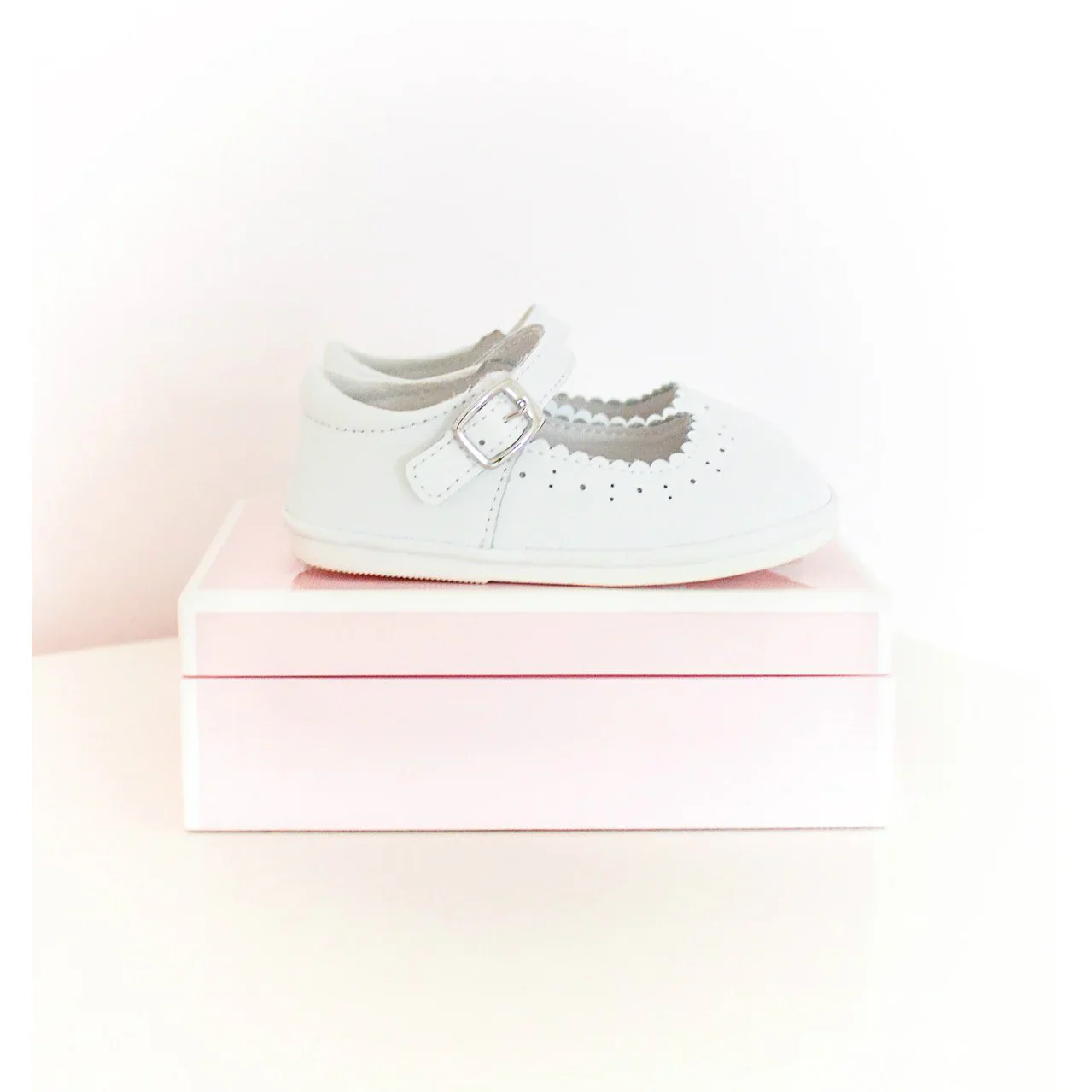 Angel Baby Girls Scarlett Scalloped Mary Janes - Image 4
