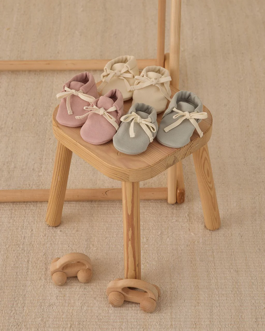 Quincy Mae Baby Booties || Mauve - Image 2