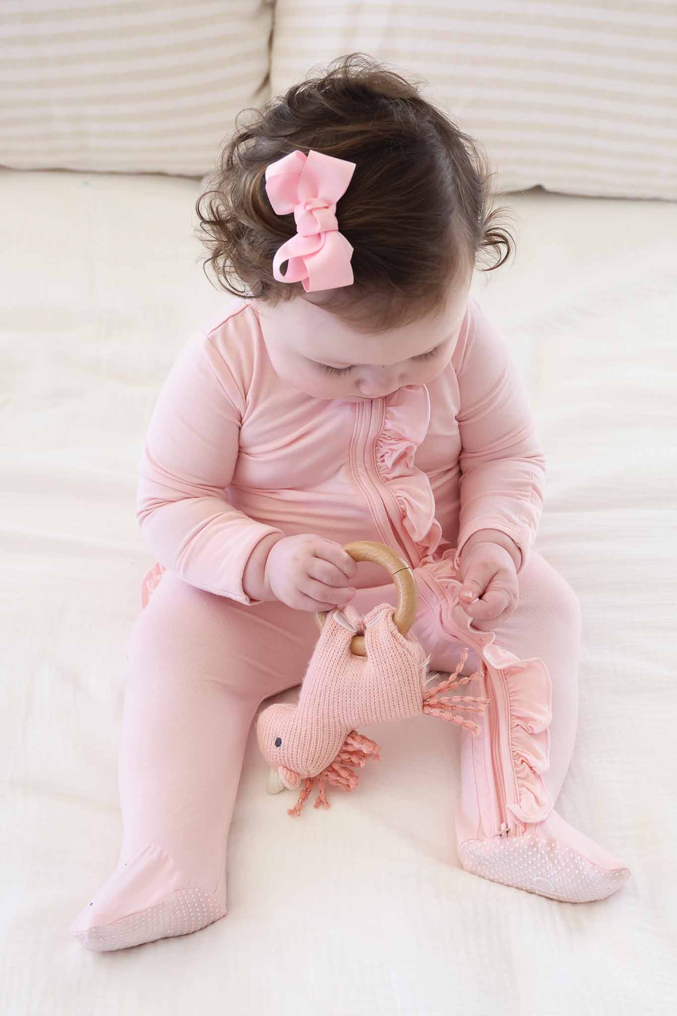 Baby Pink Bamboo Ruffle Zipper Footie: 0-3 months - Image 4