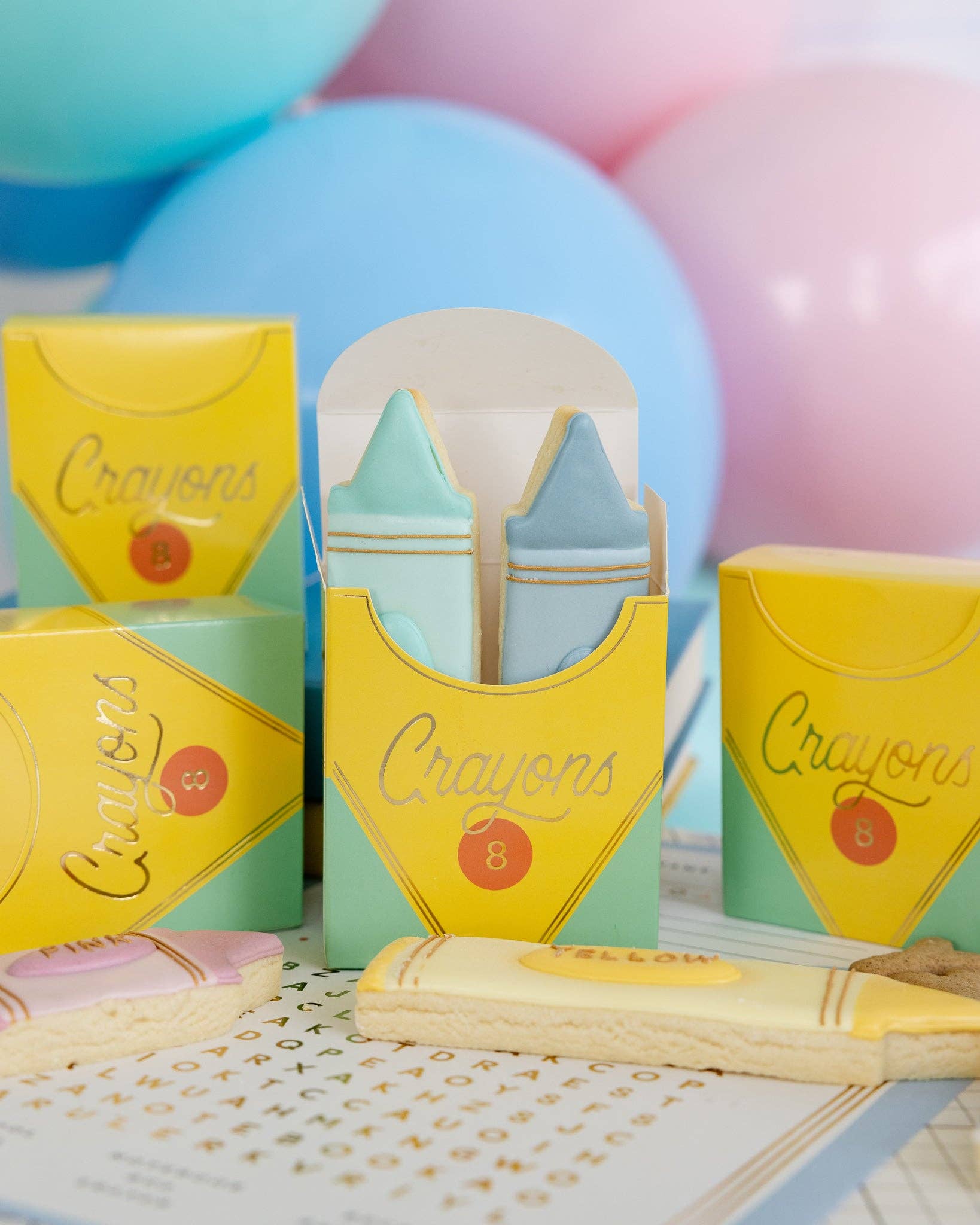 BTS1008 - Occasions by Shakira - Crayon Treat Boxes - Image 2