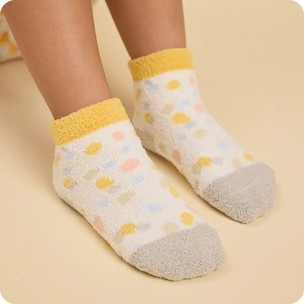Warmies Calico Cat No-Slip Socks - Image 3