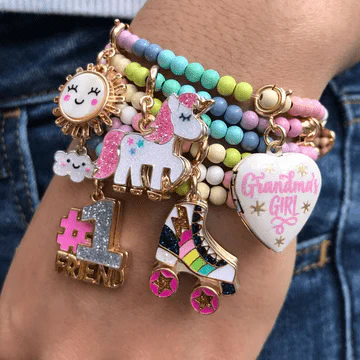 CHARM IT® Gold Rollerskate Charm - Image 5