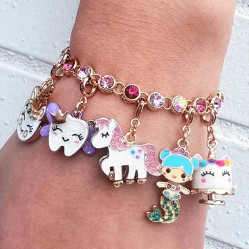 CHARM IT® Gold Unicake Charm - Image 4