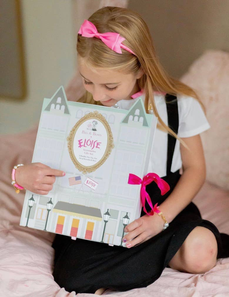 Bits and Bows Eloise Pearl Bow Bracelet Gift Set - Image 5