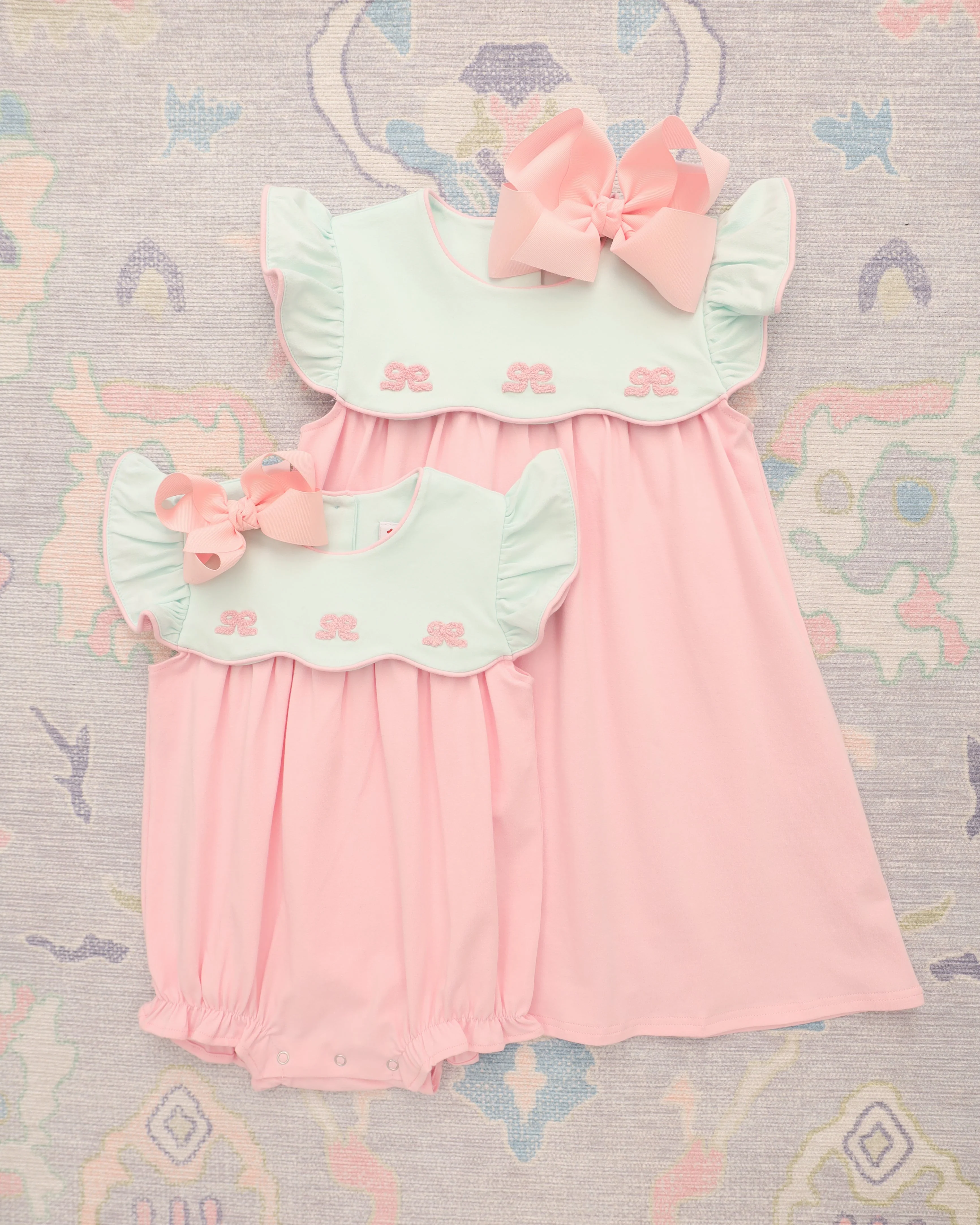 Jellybean Girl French Knot Bow Scallop Bubble - Image 4