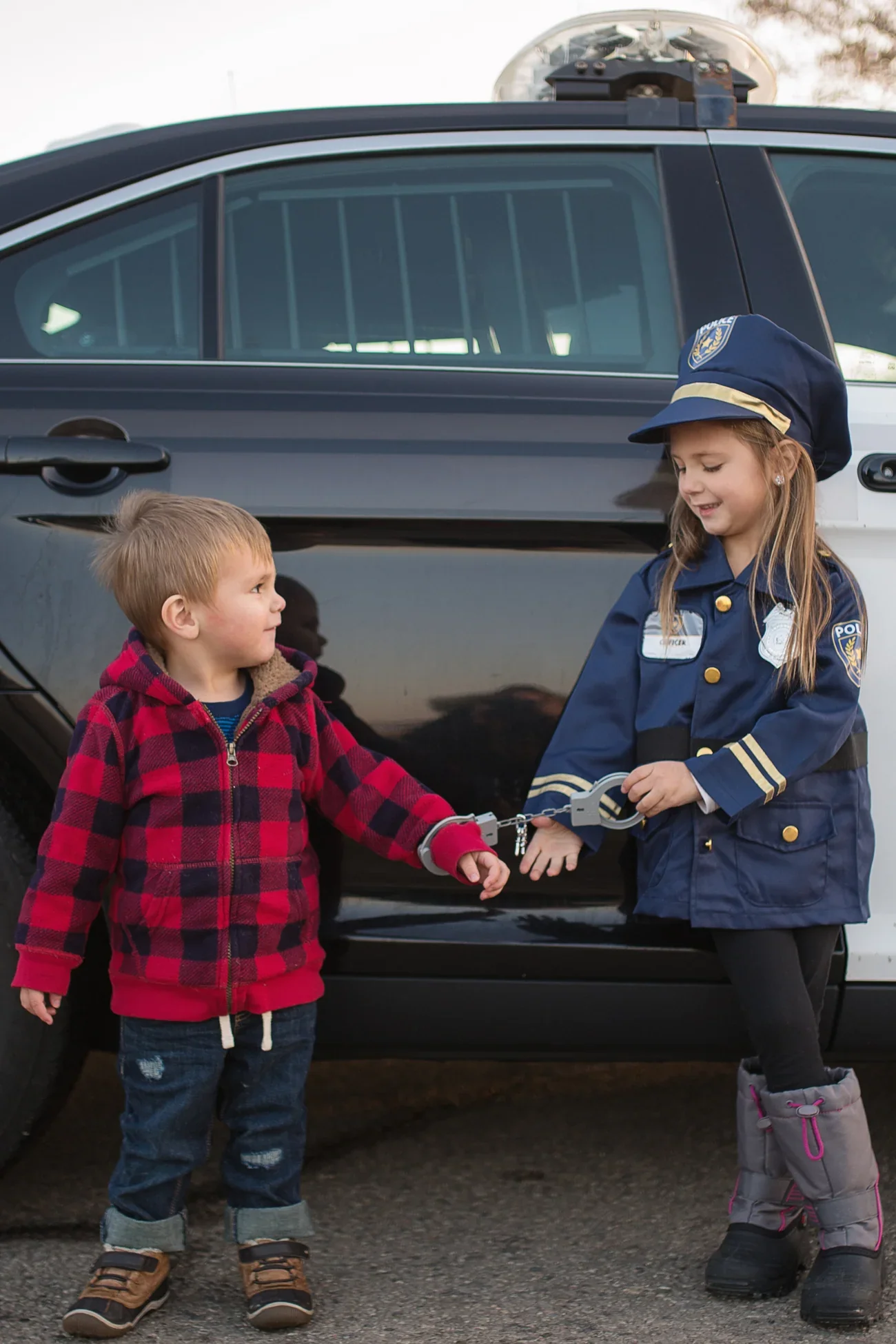 Kid's Dress Up Police Officer with Accessories - Image 6
