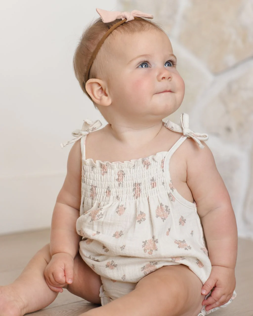 Quincy Mae Little Knot Headband || Melon Beige - Image 9