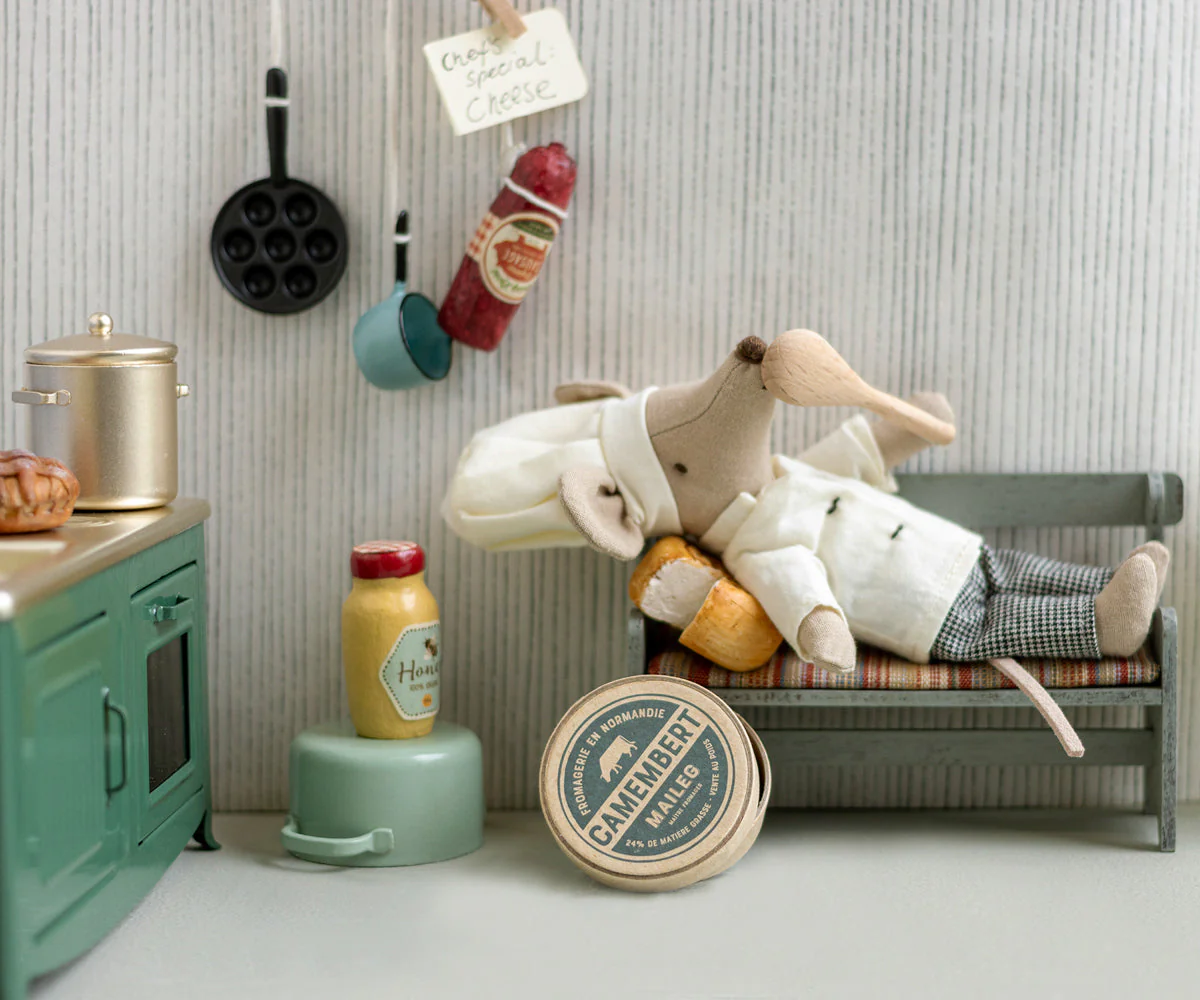 Maileg Chef mouse w. soup pot and spoon - Image 2