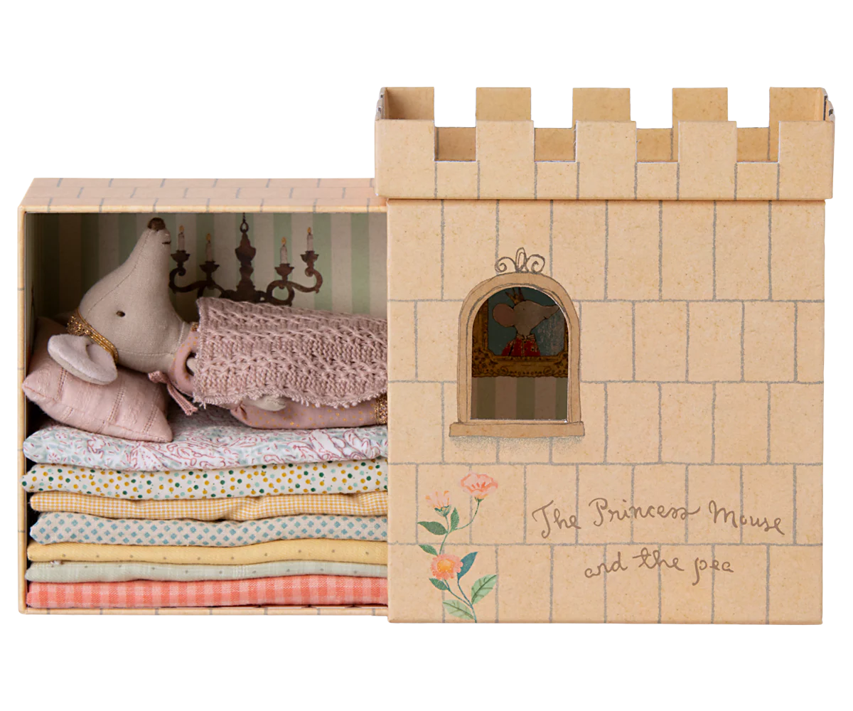 Maileg Princess and the Pea Mouse, Big Sister - Image 3