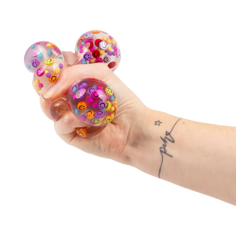 SCRUNCHEMS THE HAPPY LITTLE SQUISH BALL - Image 3