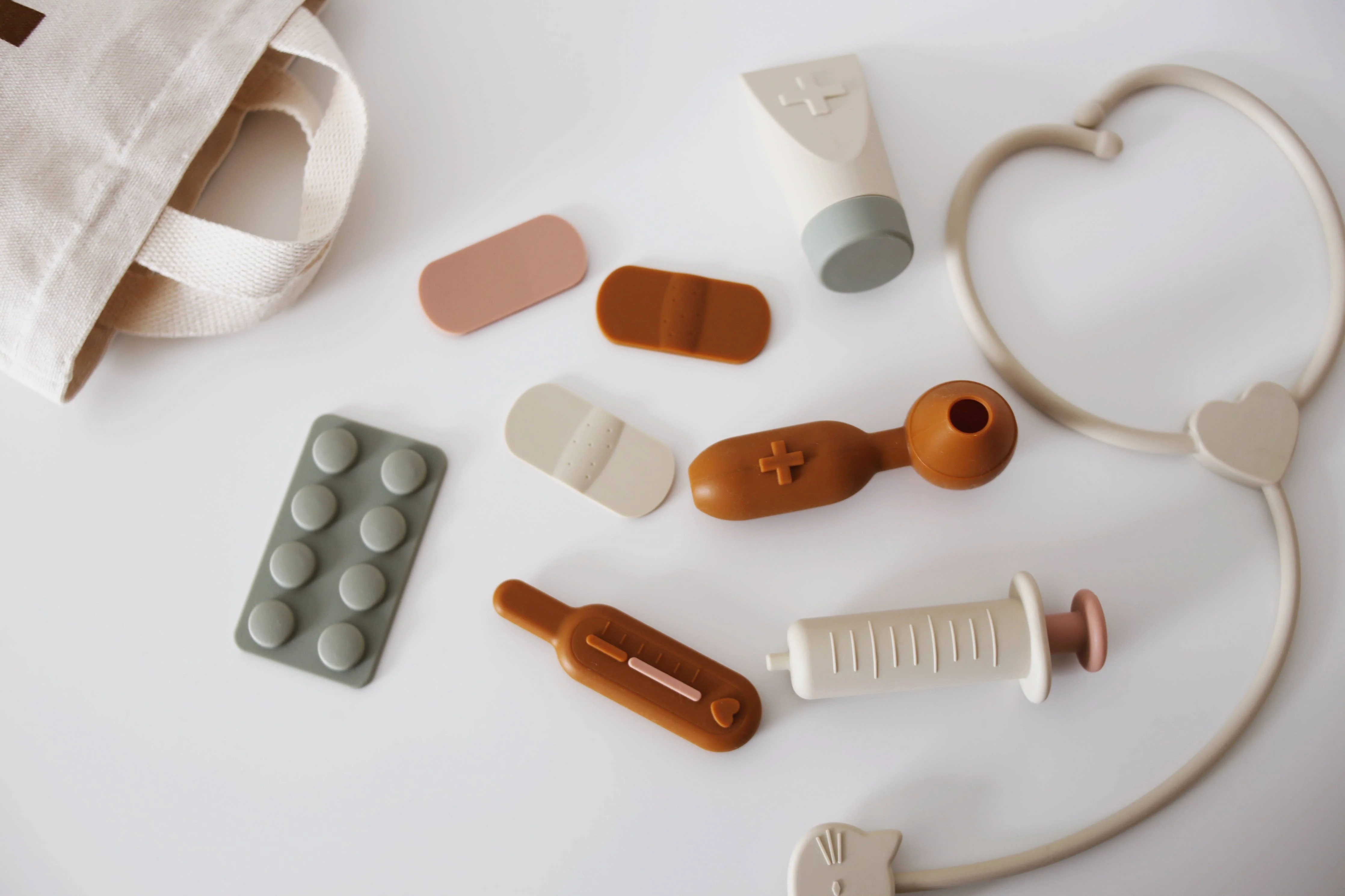 Silicone Doctor Kit Play Set - Image 13