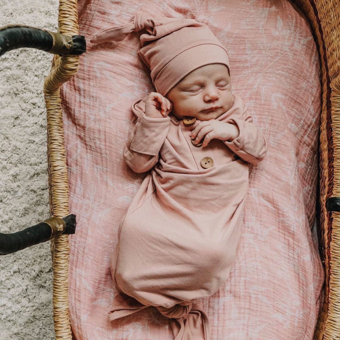 Solid Mauve Bamboo Baby Knot Gown & Hat: Newborn / 7-14lbs+ - Image 6
