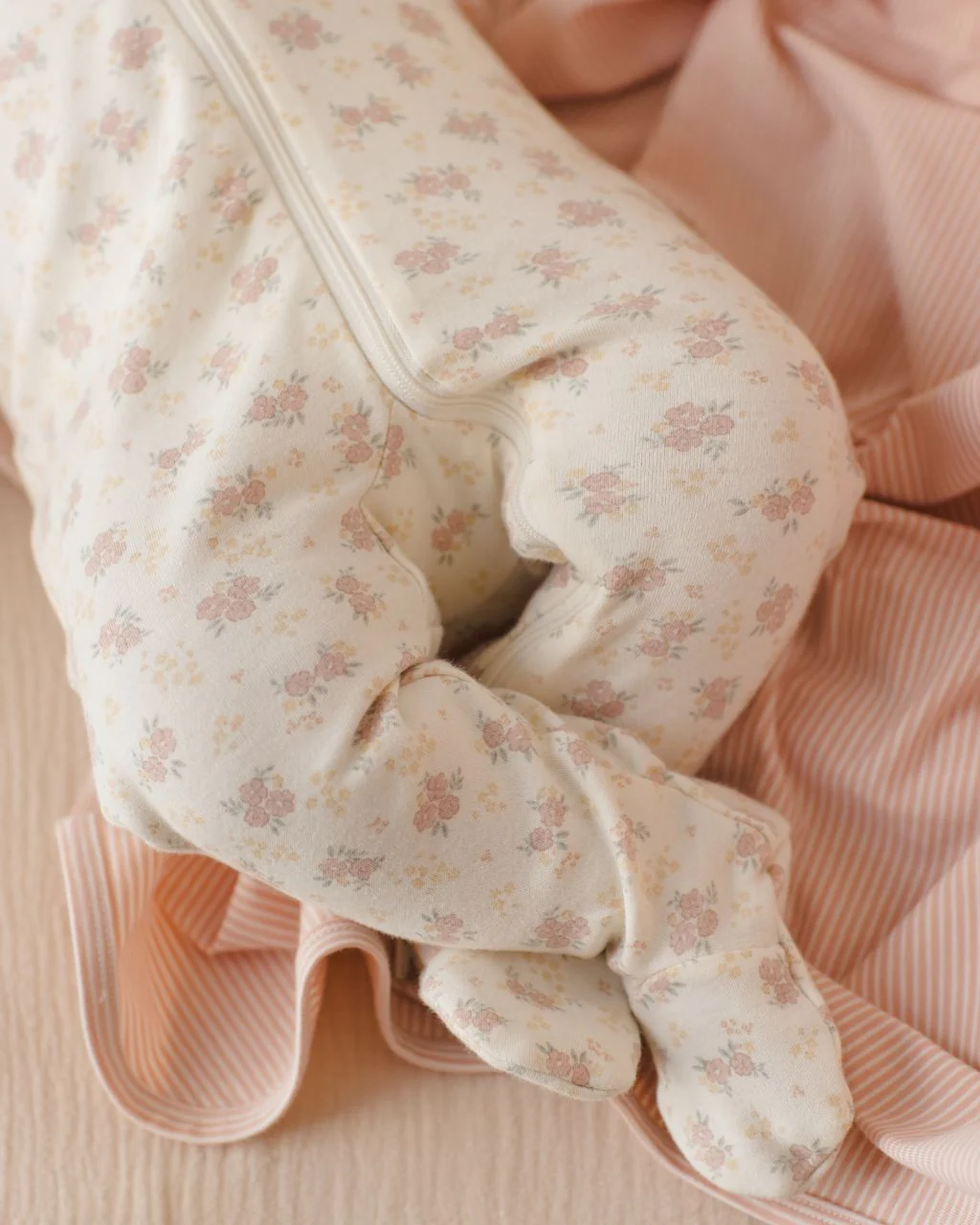 Quincy Mae Zip Long Sleeve Sleeper Footie || Flower Field - Image 4