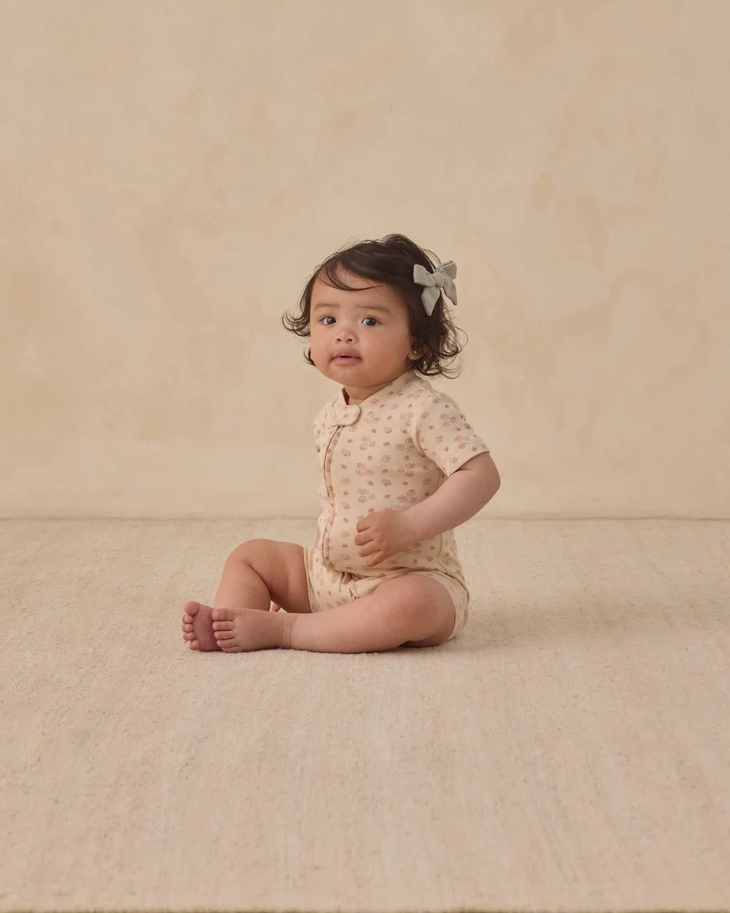 Quincy Mae Zip Short Sleeve Sleeper || Strawberries - Image 5